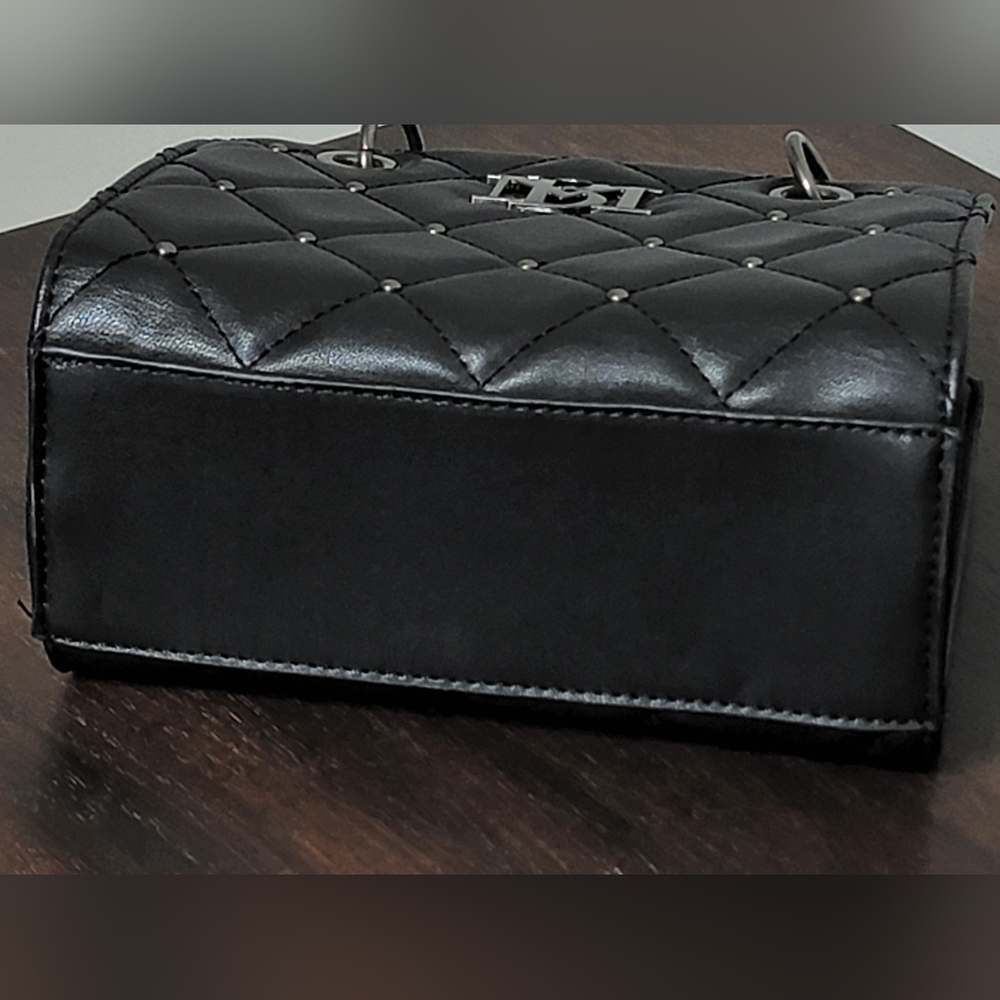 Badgley Mischka NWT Mini Black Vegan Leather Quilted Tote Bag - Picture 13 of 15